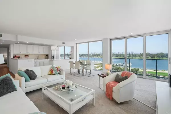 Coronado, CA 92118,1770 Avenida del Mundo #504