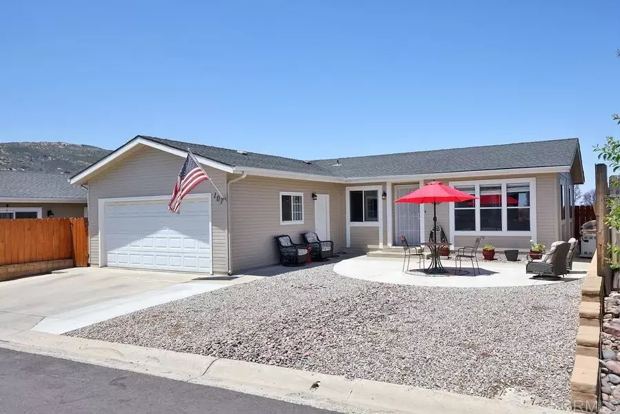 15935 Spring Oaks Rd. #107, El Cajon, CA 92021