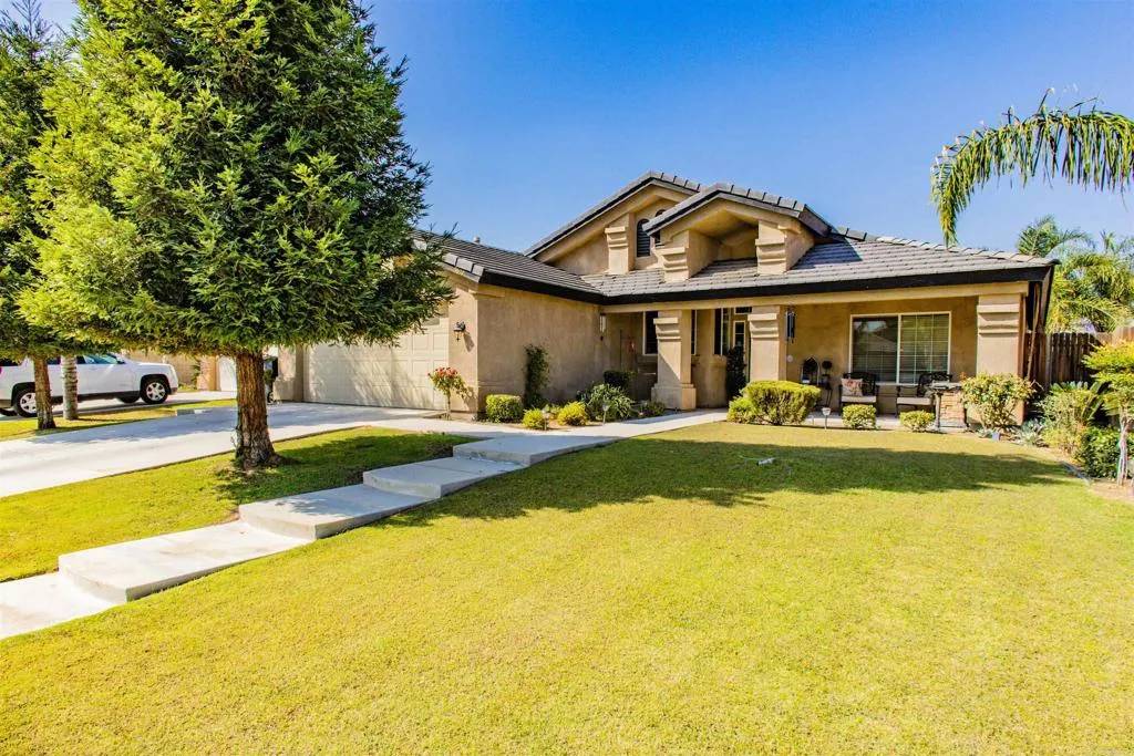 9604 Degranville Dr, Bakersfield, CA 93311