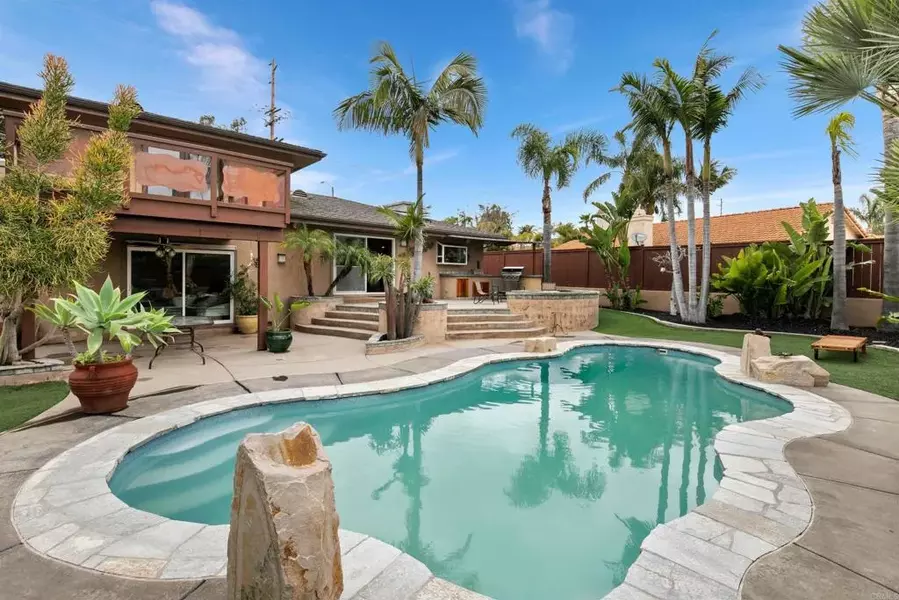 753 N Emerald Drive, Vista, CA 92083