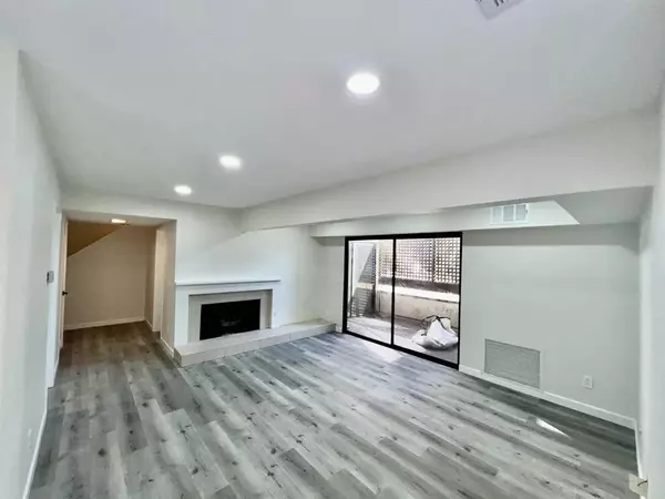 Chula Vista, CA 91910,376 CENTER ST. #122