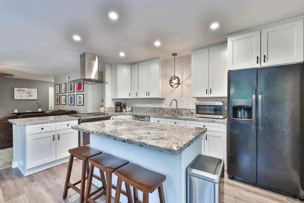 8648 Castano Lane, El Cajon, CA 92021