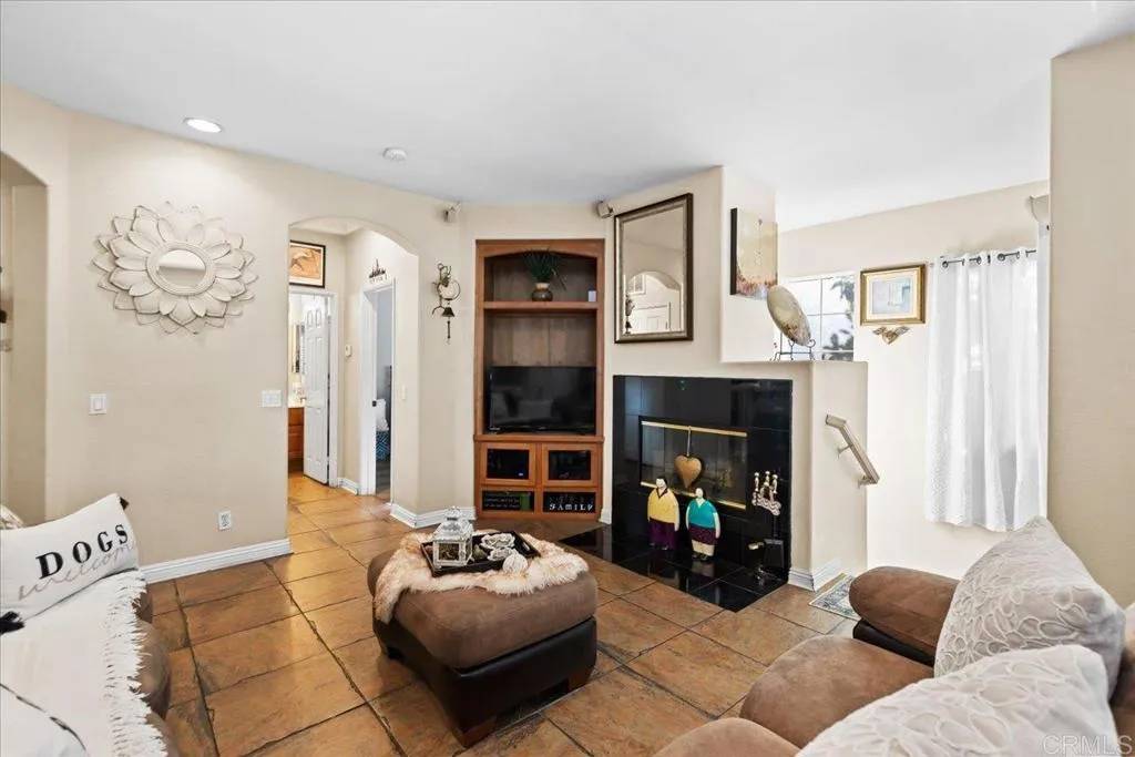 San Diego, CA 92154,6289 Avenida De Las Vistas #6