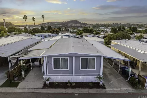 Spring Valley, CA 91978,10767 Jamacha #255