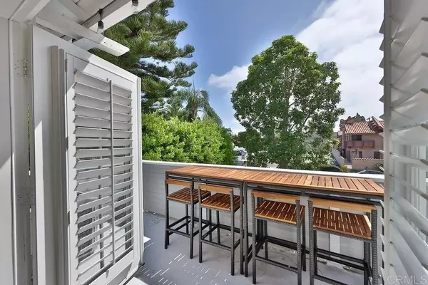 Coronado, CA 92118,828 D Avenue