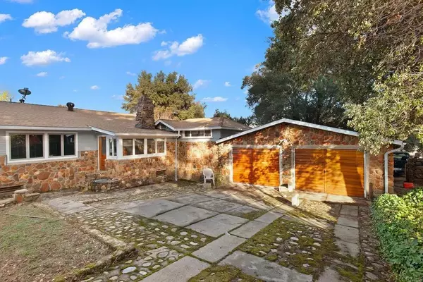 24792 VIEJAS BLVD, Descanso, CA 91916