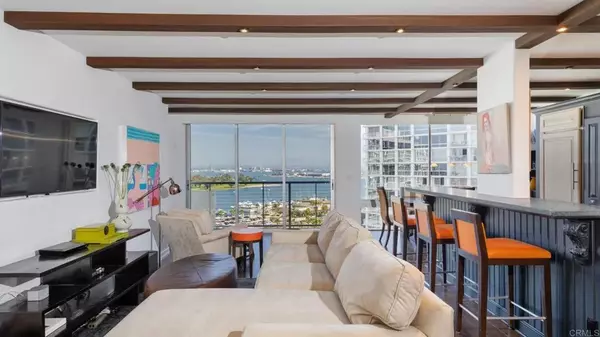 Coronado, CA 92118,1720 Avenida del Mundo #1107