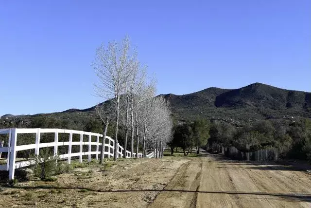 Warner Springs, CA 92086,38309 VALLEY OAK