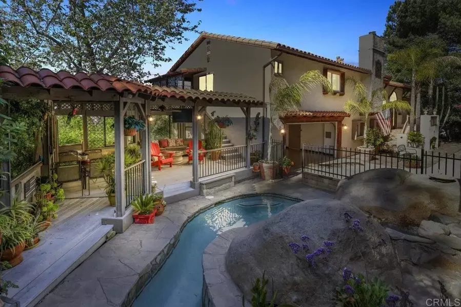 9974 Sierra Vista Avenue, La Mesa, CA 91941