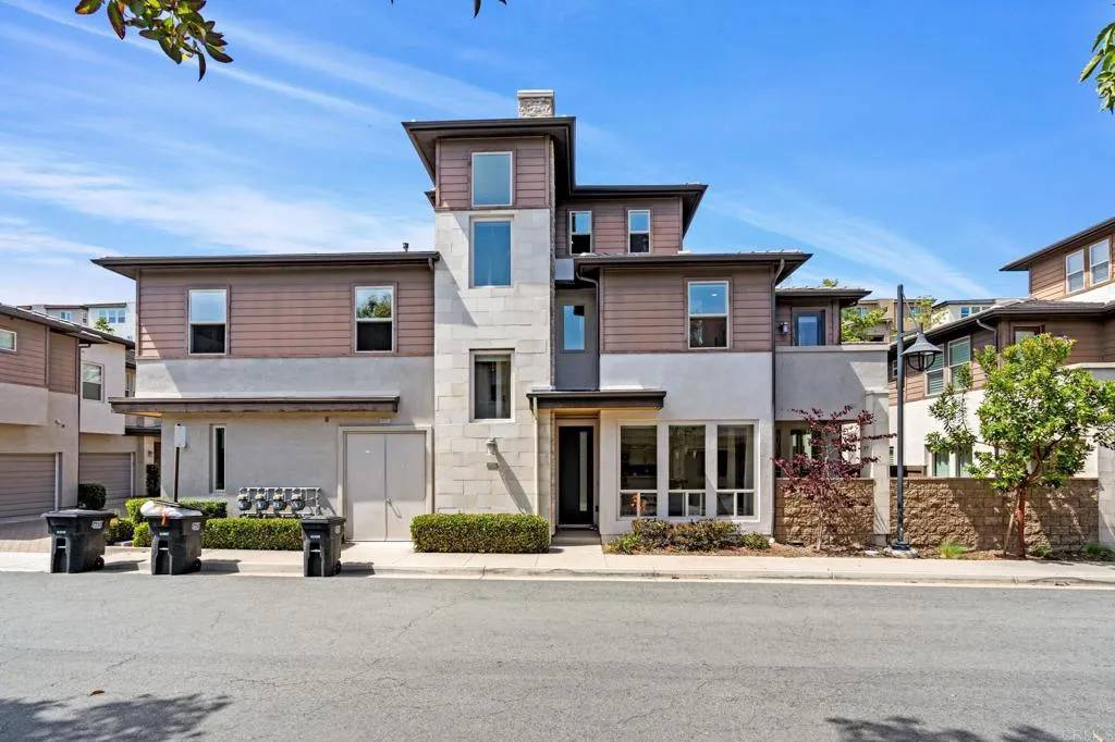 2575 Aperture Circle, San Diego, CA 92108