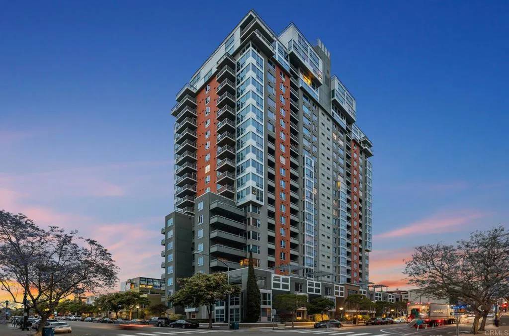 300 W Beech Street #4, San Diego, CA 92101
