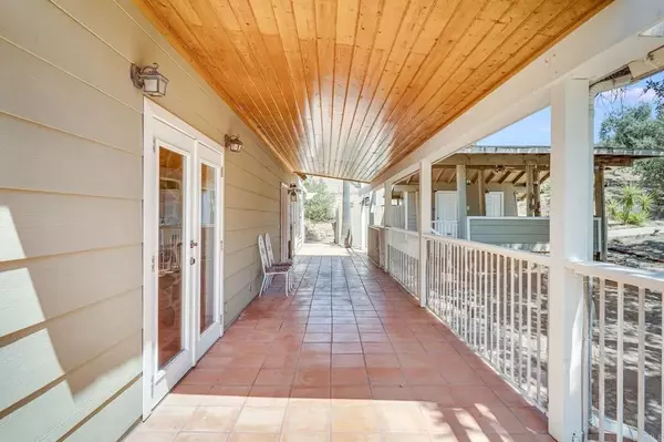 Valley Center, CA 92082,26602 Oak Trail Road