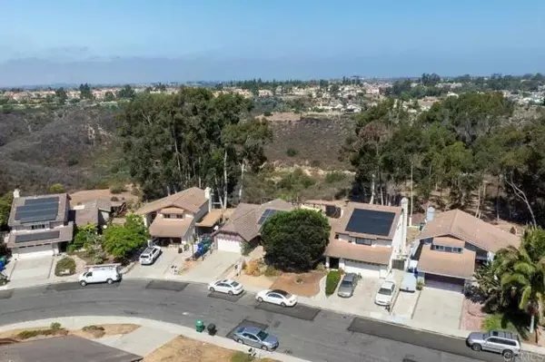 San Diego, CA 92126,7402 Canyon Breeze Drive