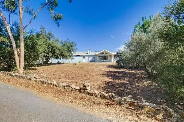 Dulzura, CA 91917,17986 HIGHWAY 94