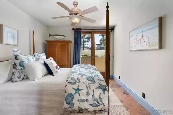 Coronado, CA 92118,555 Ocean