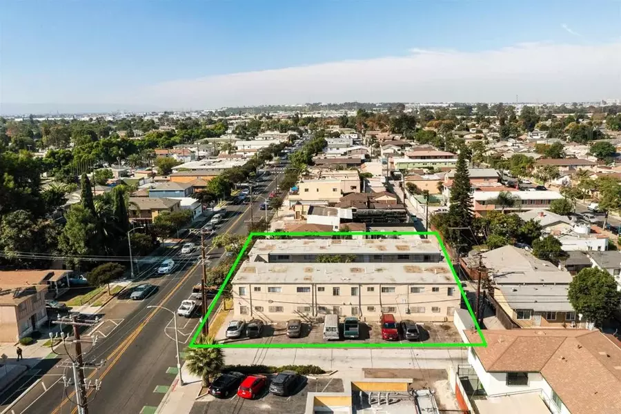 477 E South Street, Long Beach, CA 90805