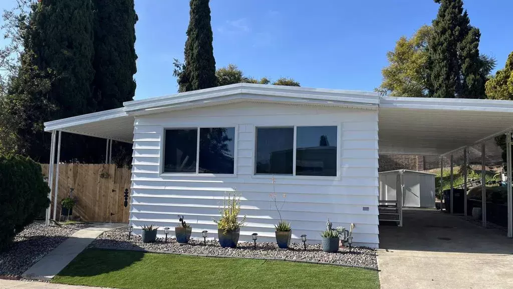 San Diego, CA 92105,2003 Bayview Heights Dr. #11