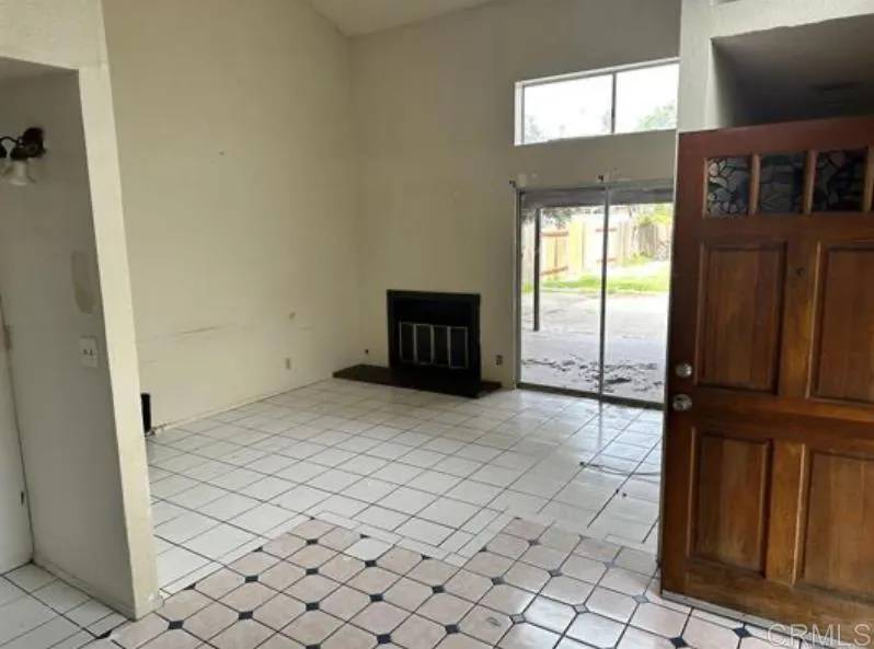 San Ysidro, CA 92173,3844 Via Del Bardo