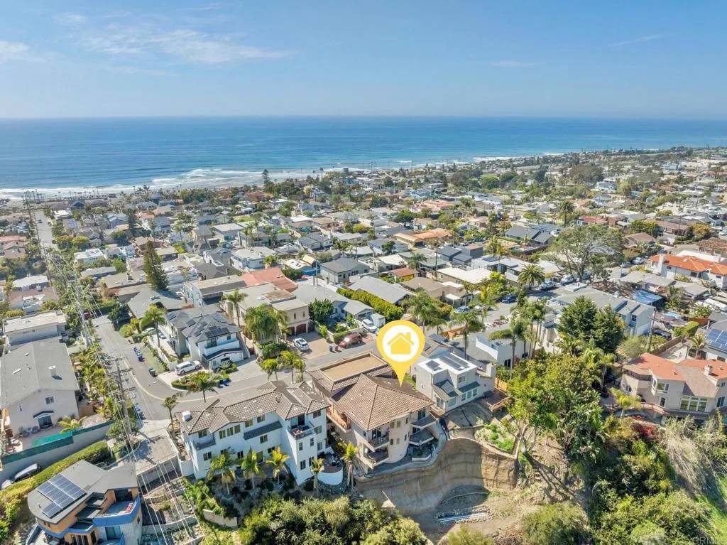 Cardiff By The Sea, CA 92007,2483 Oxford Avenue