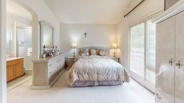 El Cajon, CA 92019,12148 Via Antigua