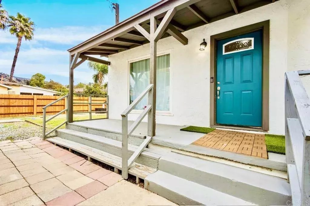 Spring Valley, CA 91977,821 Maria Avenue