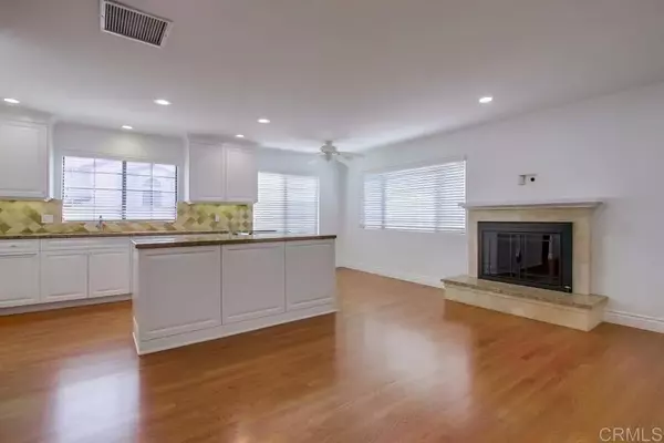 San Diego, CA 92120,3404 Mission Mesa Way