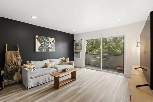 San Diego, CA 92108,6780 Friars Road #243