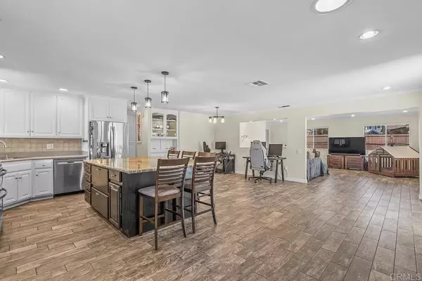 Santee, CA 92071,11054 Columbus Street