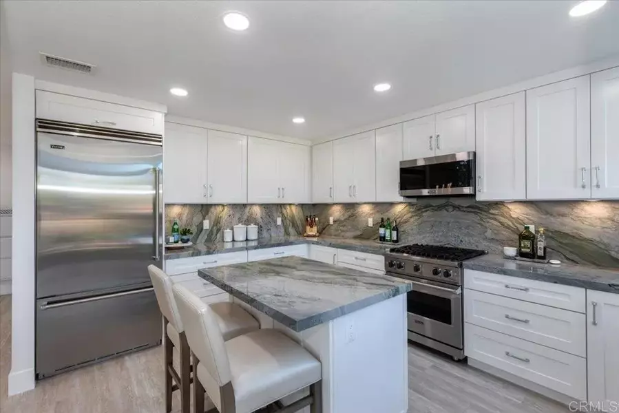 6341 Caminito Del Pastel, San Diego, CA 92111