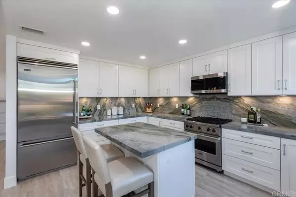 6341 Caminito Del Pastel, San Diego, CA 92111