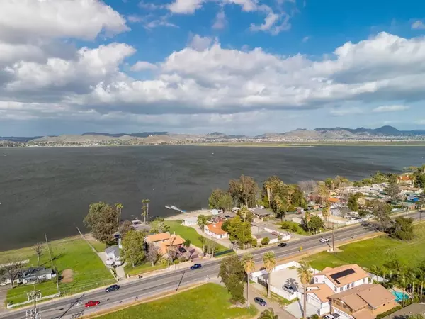 Lake Elsinore, CA 92530,33115 Evergreen St