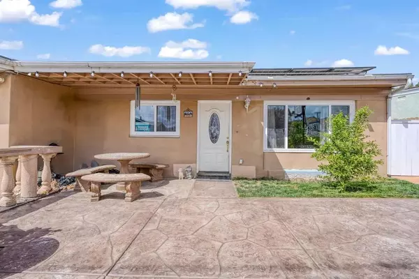 San Diego, CA 92113,804 S 37Th Street