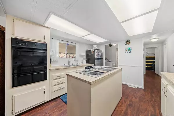 Poway, CA 92064,13329 Buena Vista #52