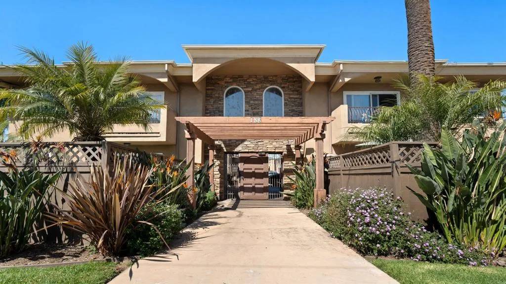 El Cajon, CA 92020,188 S Lincoln Avenue #6