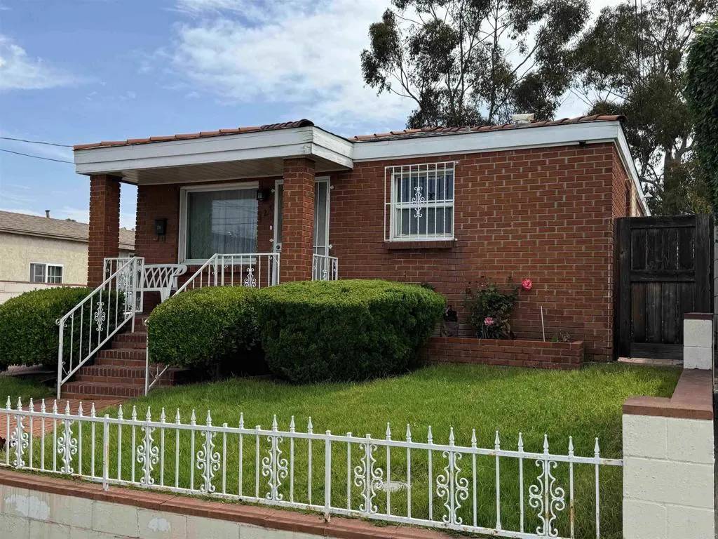 427 S 46th Street, San Diego, CA 92113