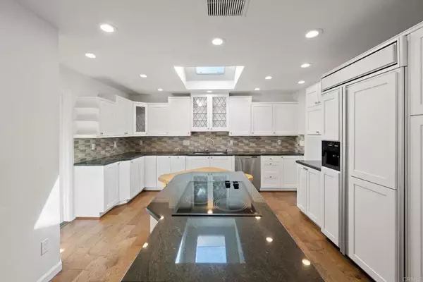 Solana Beach, CA 92075,131 Buena Ventura Court