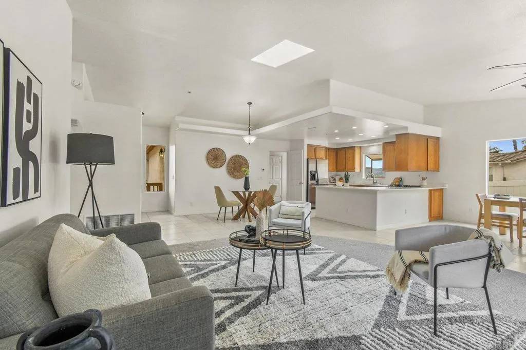 Lakeside, CA 92040,13188 Casa Grande Avenue