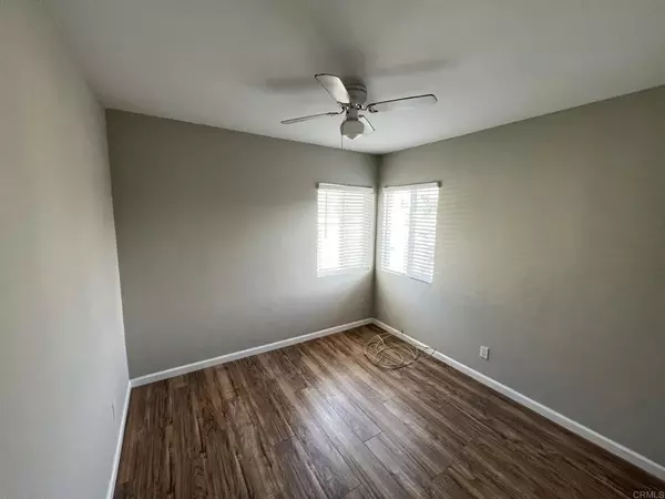 San Diego, CA 92113,527 Dewey Street