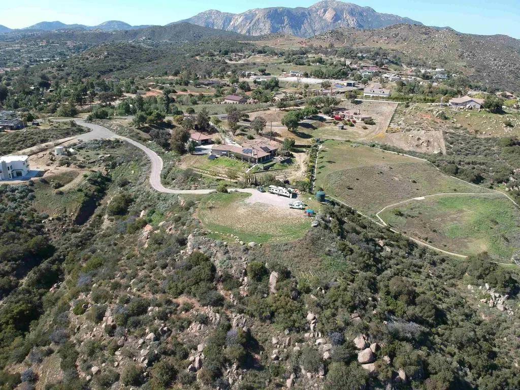 9780 Chocolate Creek Rd, Alpine, CA 91901