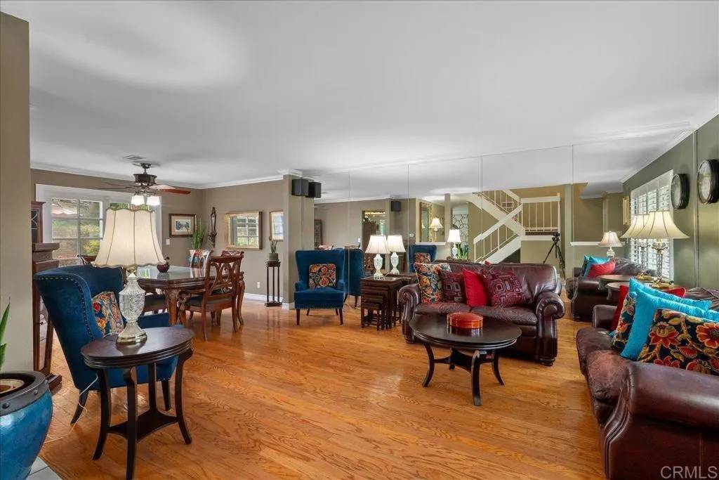 El Cajon, CA 92020,1943 Belmore Court