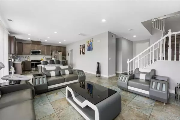 El Cajon, CA 92019,1418 Caracara