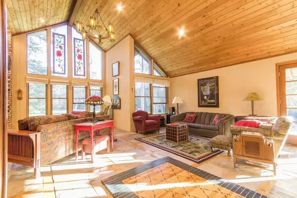 Pine Valley, CA 91962,28831 Spruce Road