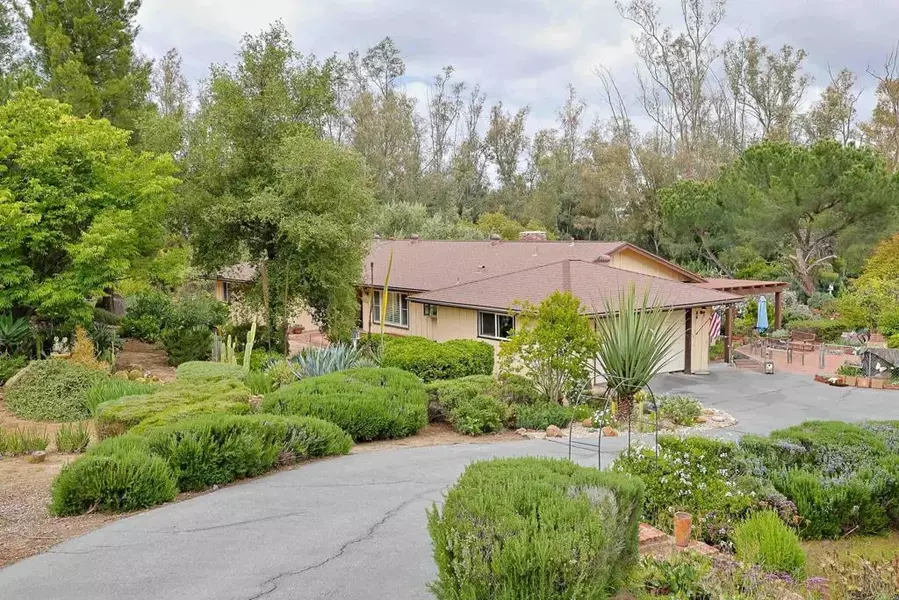 1850 Rancho Janet, Alpine, CA 91901