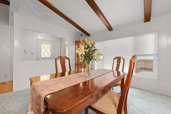Santee, CA 92071,9255 N Magnolia #41