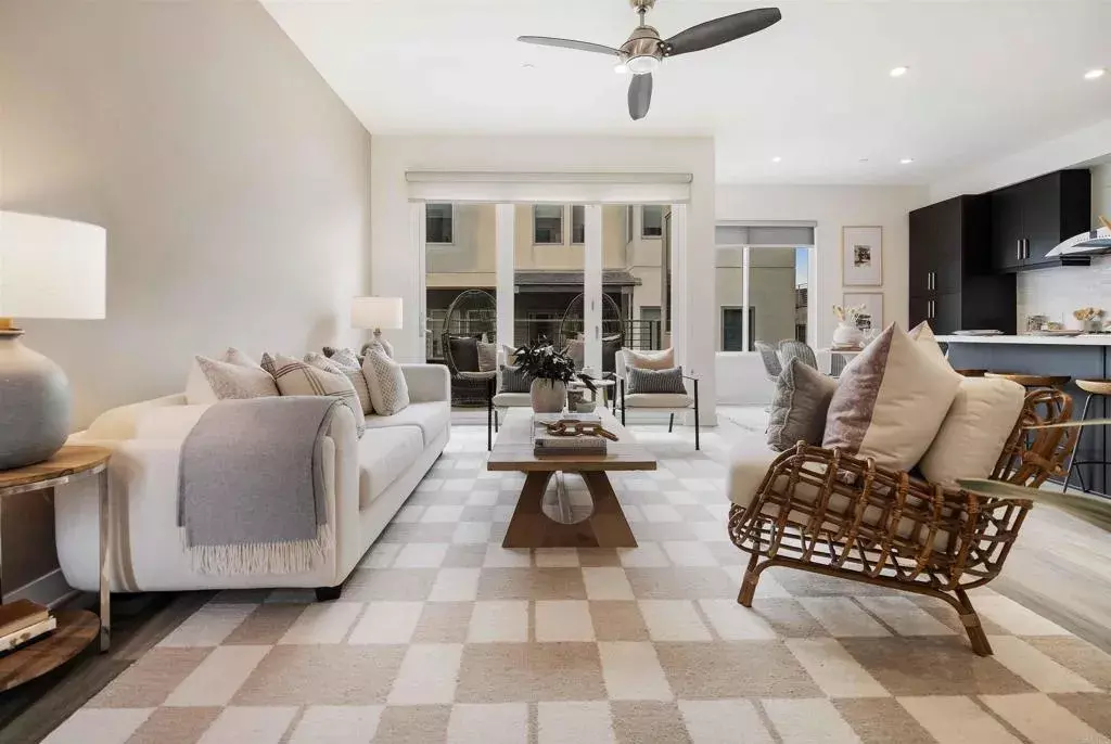 Imperial Beach, CA 91932,100 Evergreen Avenue #3