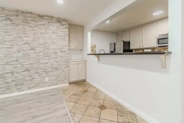 Spring Valley, CA 91977,9860 Dale Avenue #D10