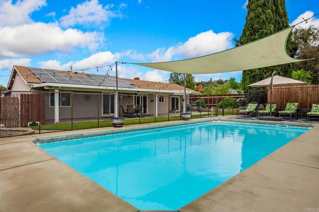 Escondido, CA 92027,2617 Meadowlark Lane