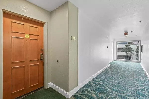 San Diego, CA 92110,5745 Friars Road #116