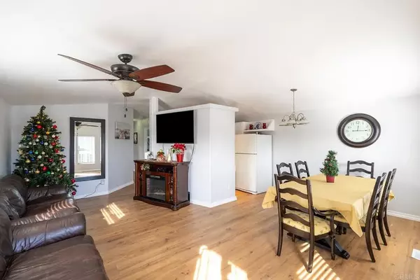 Ramona, CA 92065,1537 H #space 3