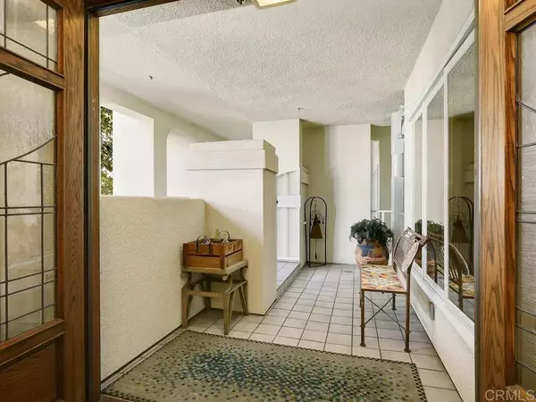 Coronado, CA 92118,1099 1st Street #217